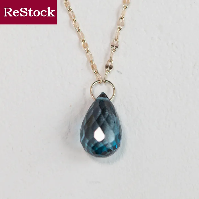 ロンドンブルートパーズのネックレス